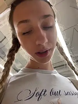 Lia__Love