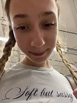 Lia__Love