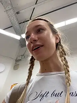 Lia__Love