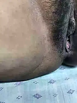 Desi_Couple72