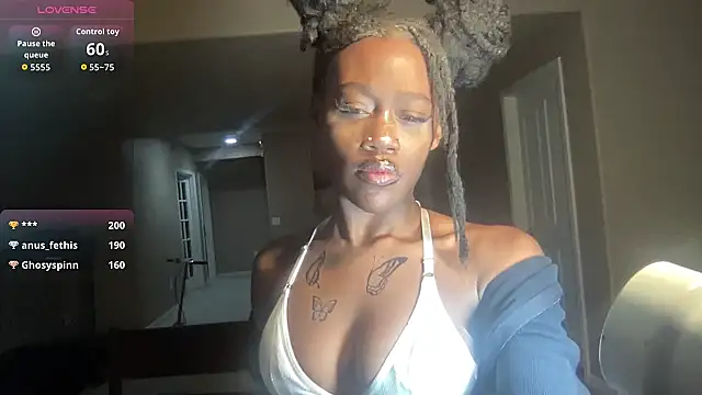 maskedgirl5005