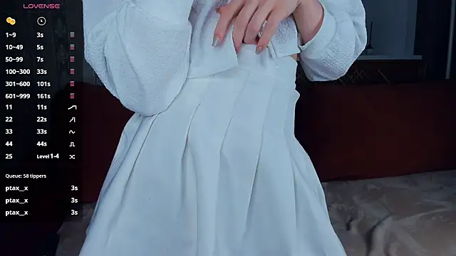MaudDwightv