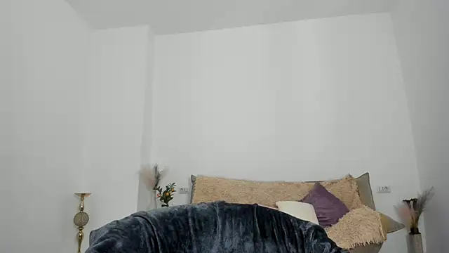 Daisy_Abby