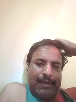 vardh033