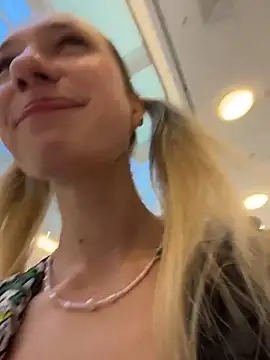Lia__Love