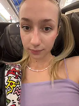 Lia__Love