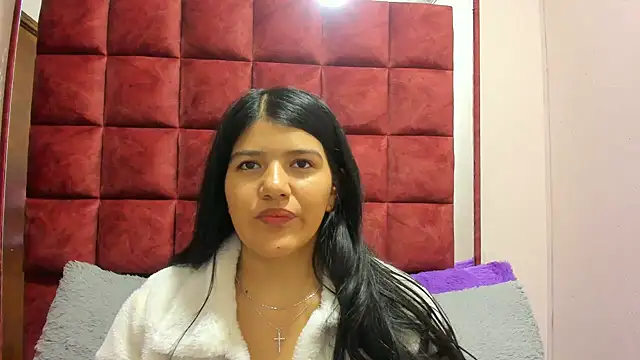 AANGELADIAZZ