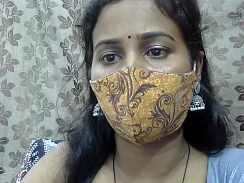 Hott_Noor