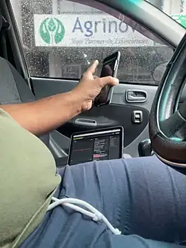 Uber-driver-dam