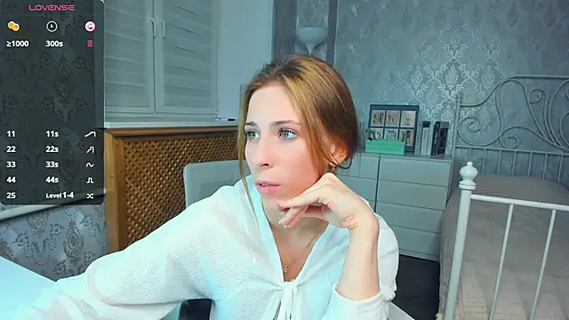 MaudDwightv