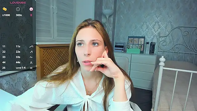 MaudDwightv
