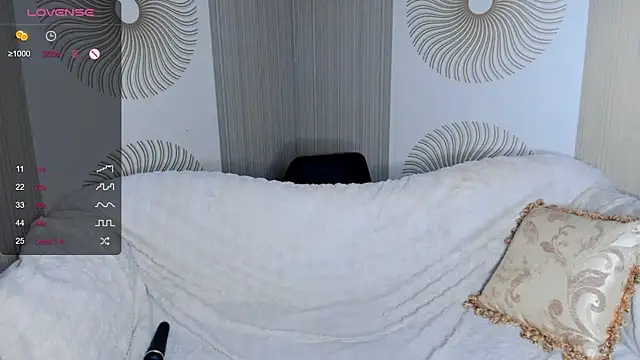 MaudDwightv