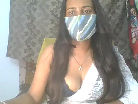 Hott_Noor