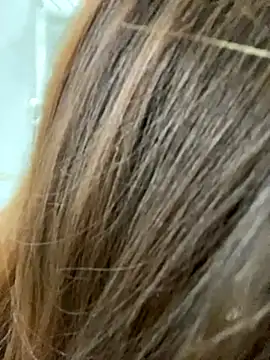 美女 jiajia1060 正在直播裸聊