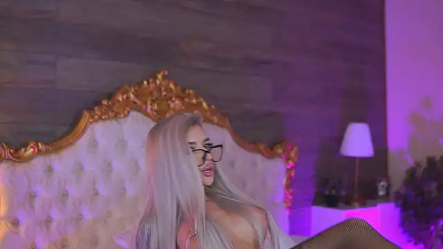 Juicy_Jessye