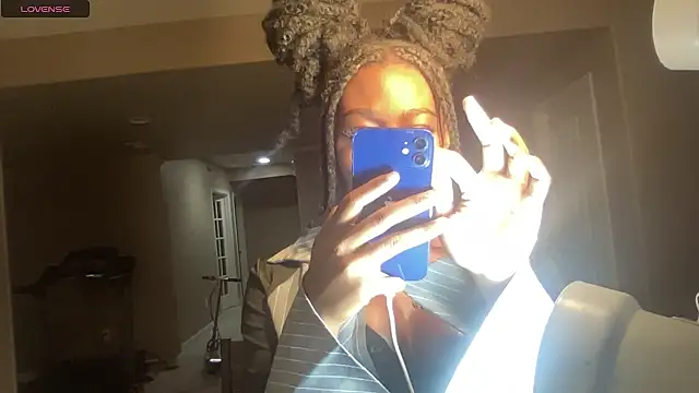 maskedgirl5005