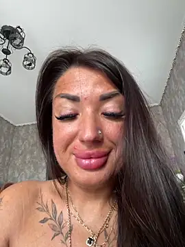 RuslanaXX room chat