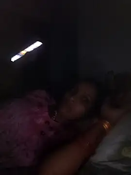 Hotty-Nidhi