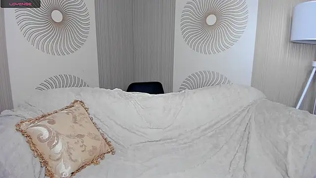 MaudDwightv