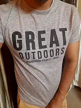 Guyinshortss