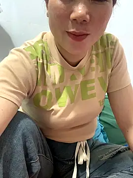 Baby-bigtits
