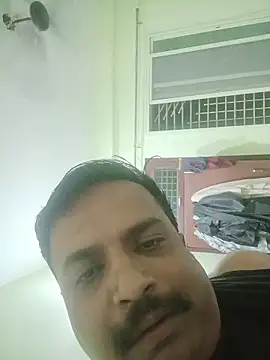 vardh033