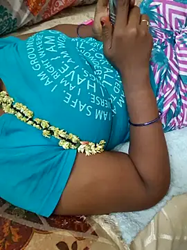 janani-tamizhachi
