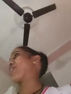 Hotty-Nidhi