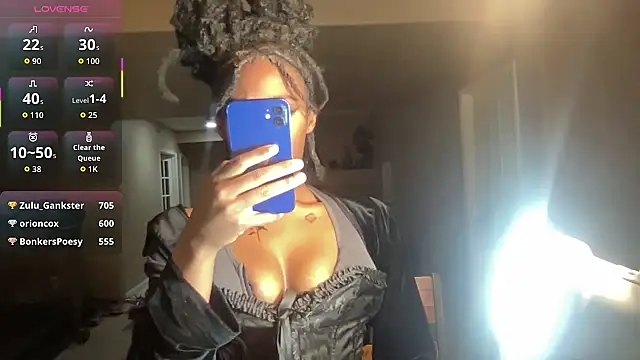 maskedgirl5005