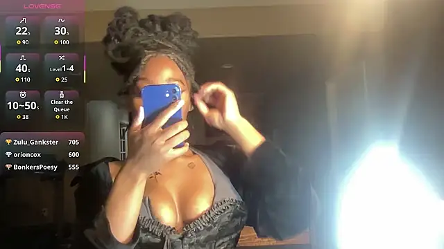 maskedgirl5005