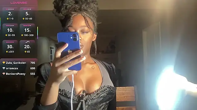maskedgirl5005
