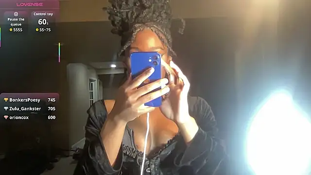 maskedgirl5005