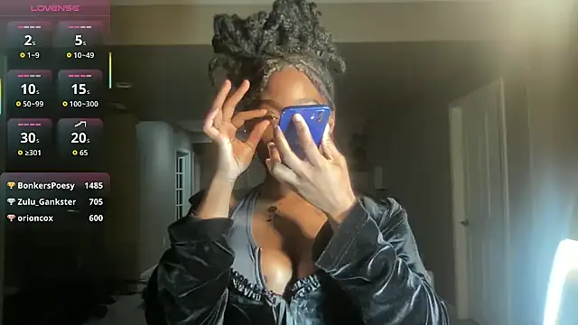maskedgirl5005