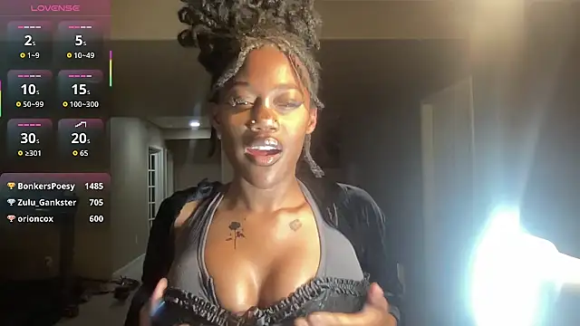maskedgirl5005