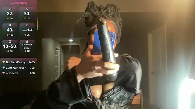 maskedgirl5005