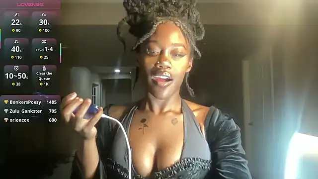 maskedgirl5005