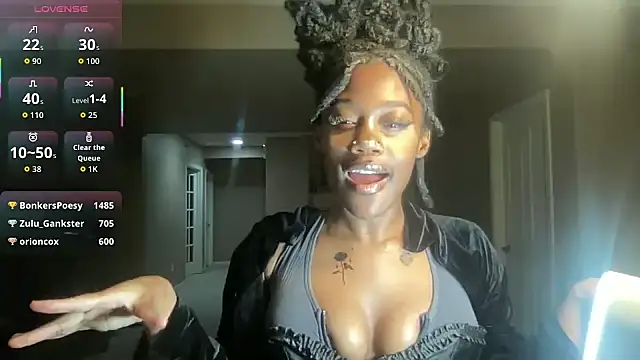 maskedgirl5005