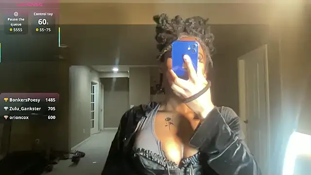 maskedgirl5005