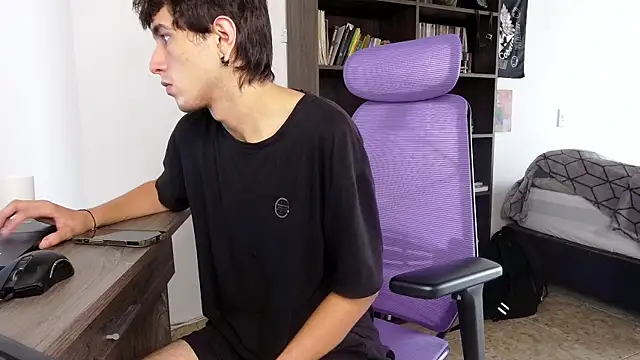 alex_connorr
