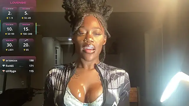 maskedgirl5005