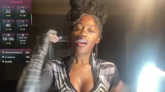 maskedgirl5005