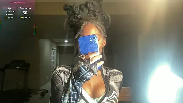 maskedgirl5005