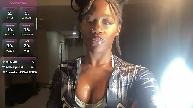 maskedgirl5005