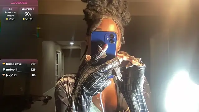 maskedgirl5005