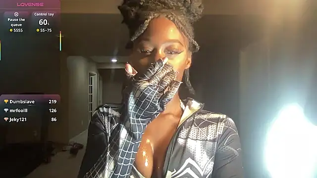 maskedgirl5005