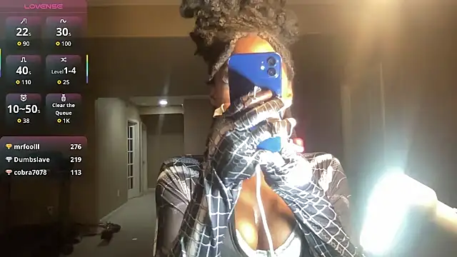 maskedgirl5005