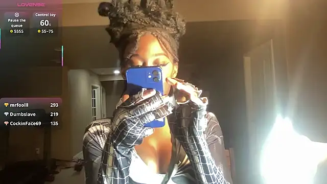 maskedgirl5005
