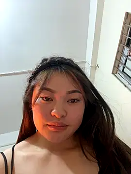 Nhi999