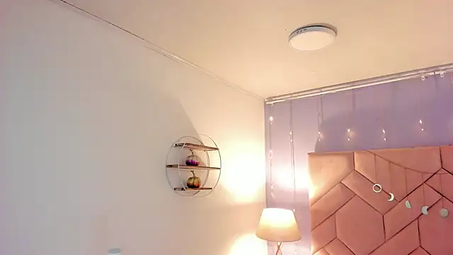 Bella__Lane