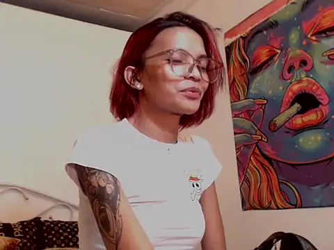 TsLauraLove